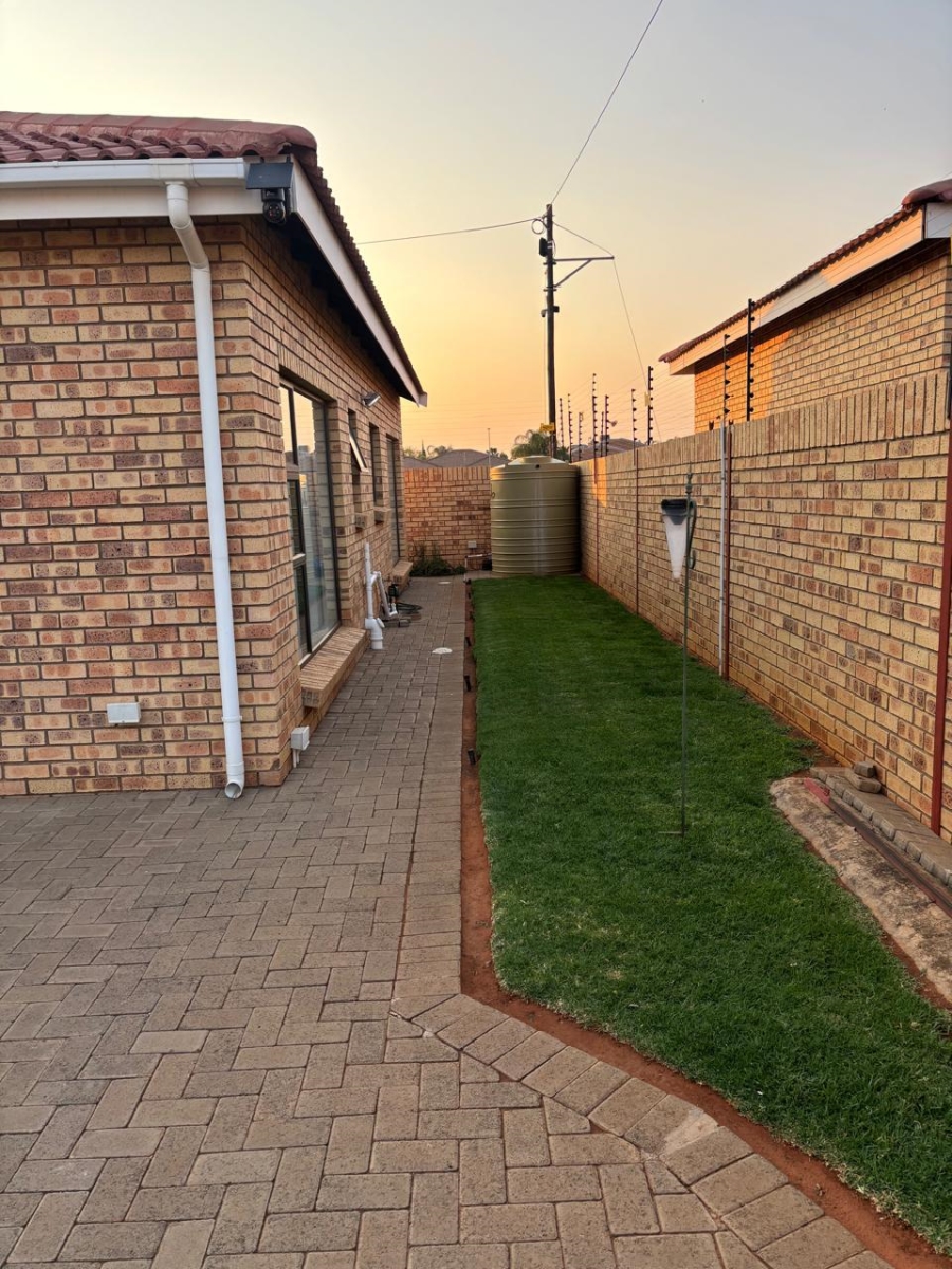 3 Bedroom Property for Sale in Hillcrest Northern Cape